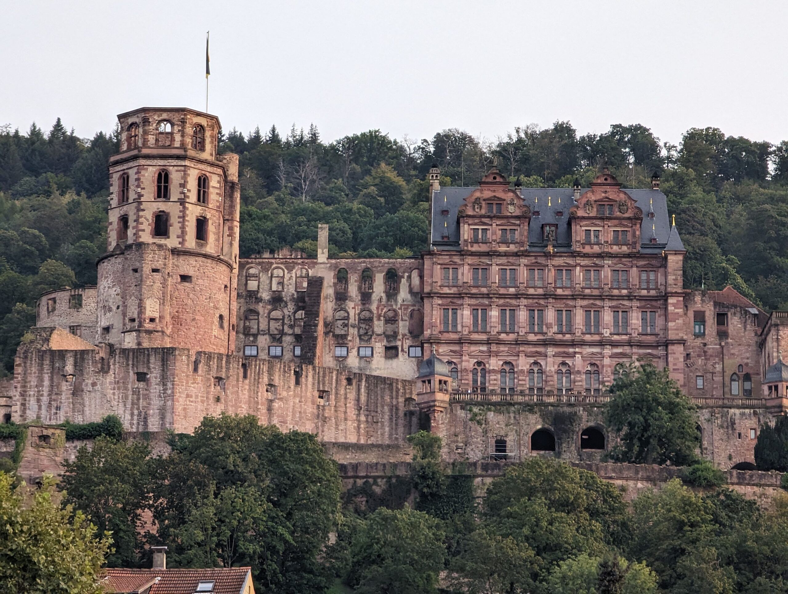Heidelberg, Hanfmarkt, Hauptgewinn, Hirschgasse, Herbstgedicht, Hagen-Skulptur, Hilflosigkeit, Heidelberger Herbst, Historisches Neckargemünd