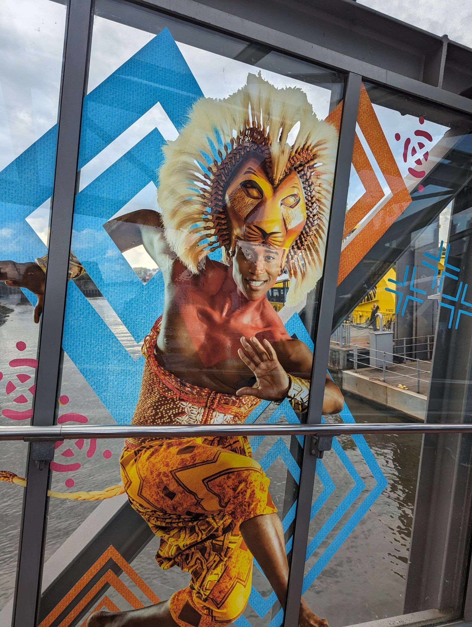 Musicalbesuch, Millerntorstadion, Migräne, Meiningerhandymastenfurcht