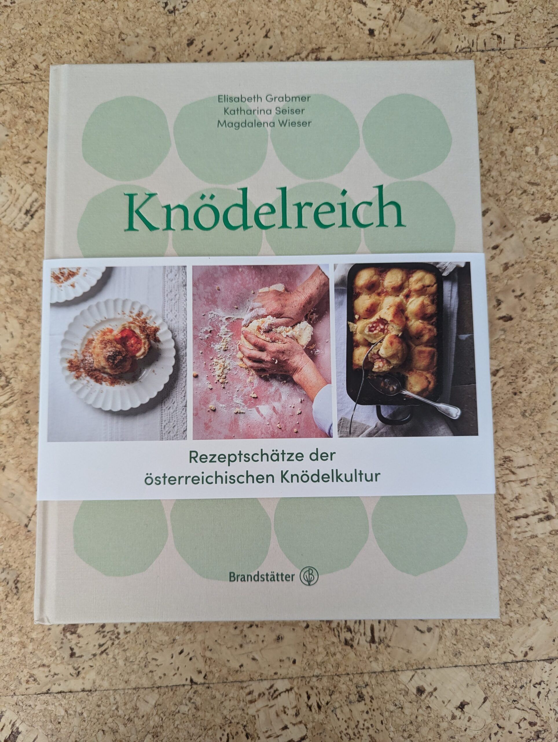 Knödelreich von E.Grabmer, K. Seiser und M. Wieser aus dem Brandstätterverlag