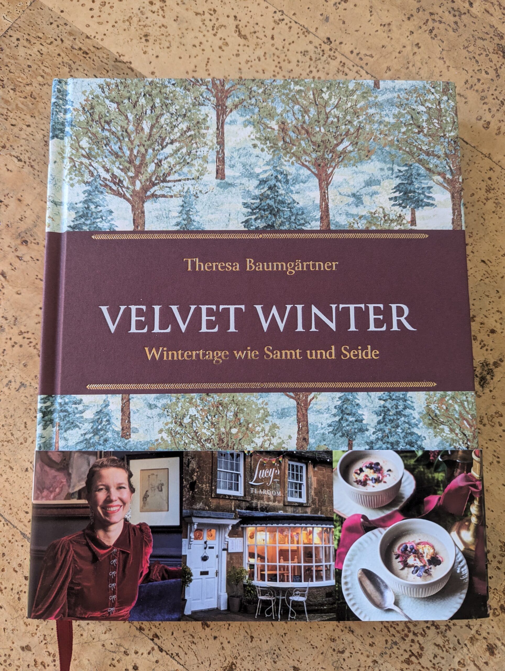 Velvet Winter: Wintertage wie Samt und Seide von Theresa Baumgärtner aus dem Brandstätter Verlag