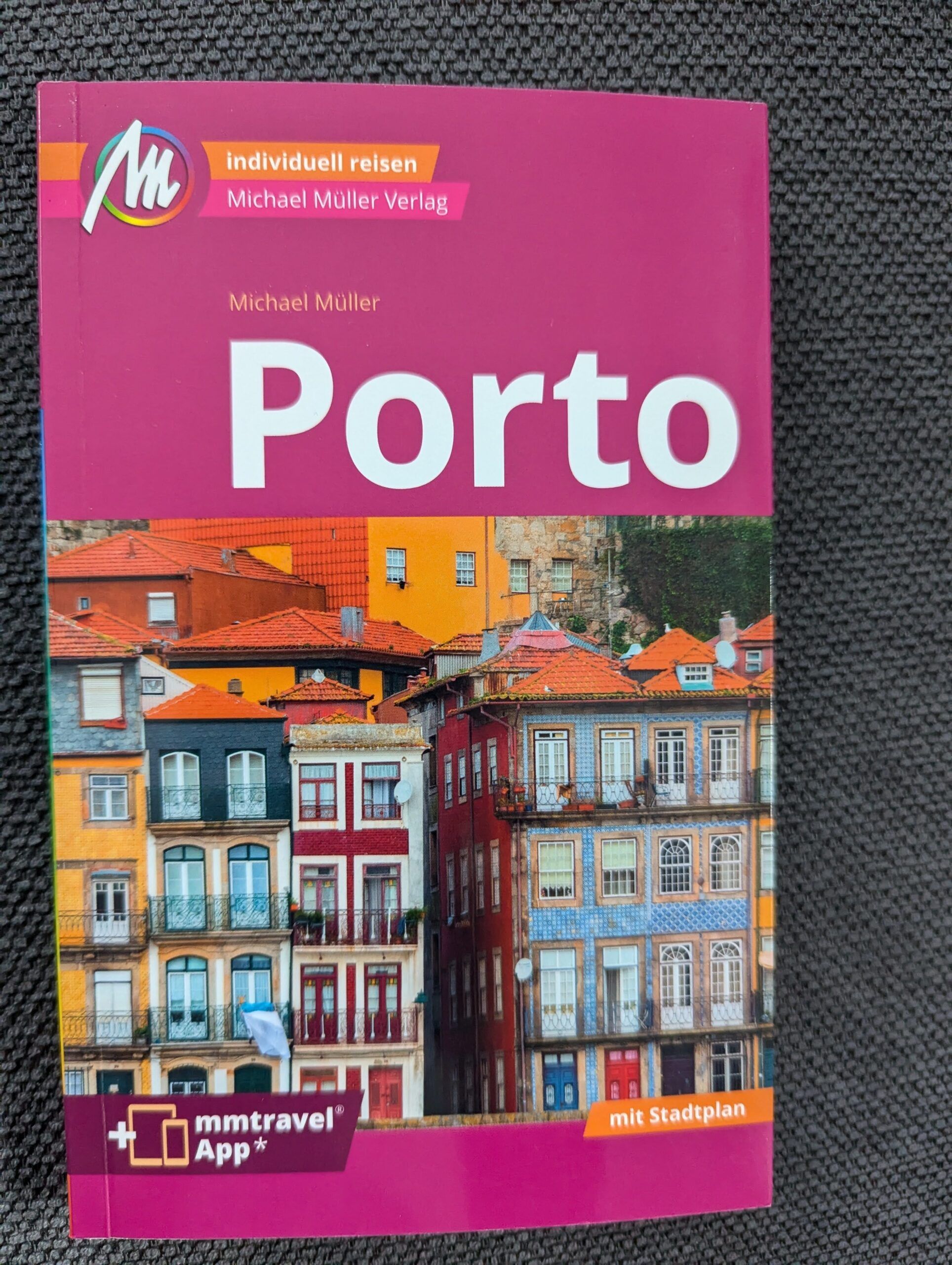 Porto von Michael Müller aus dem Michael Müller Verlag