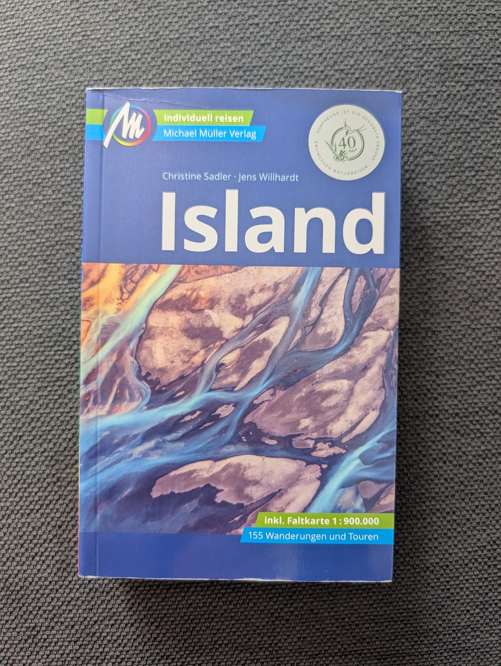 Island von Christine Sadler und Jens Willhardt aus dem Michael Müller- Verlag